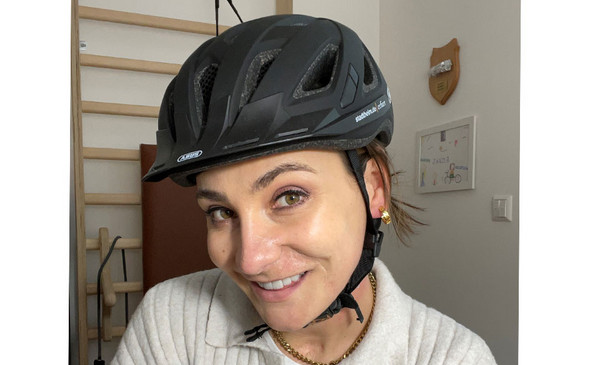 Kristina Vogel, frisch gekürte „Fahrradfreundlichste Persönlichkeit 2022“, unterstützt das Stadthelm-Projekt.
